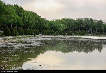 زاینده رود نیمه جان