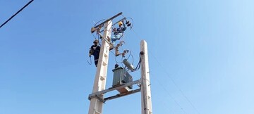 نصب و بهره برداری از ۱۶ ایستگاه هوایی توزیع برق در بخش بسطام