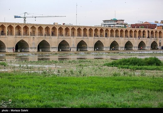 زاینده رود نیمه جان