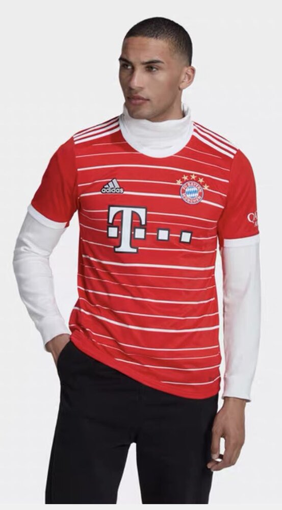 رونمایی از کیت رسمی بایرنمونیخ برای فصل آینده/عکس