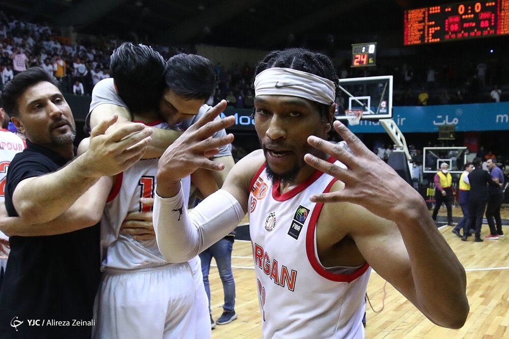 جشن قهرمانی شهرداری گرگان در لیگبرتر بسکتبال/عکس