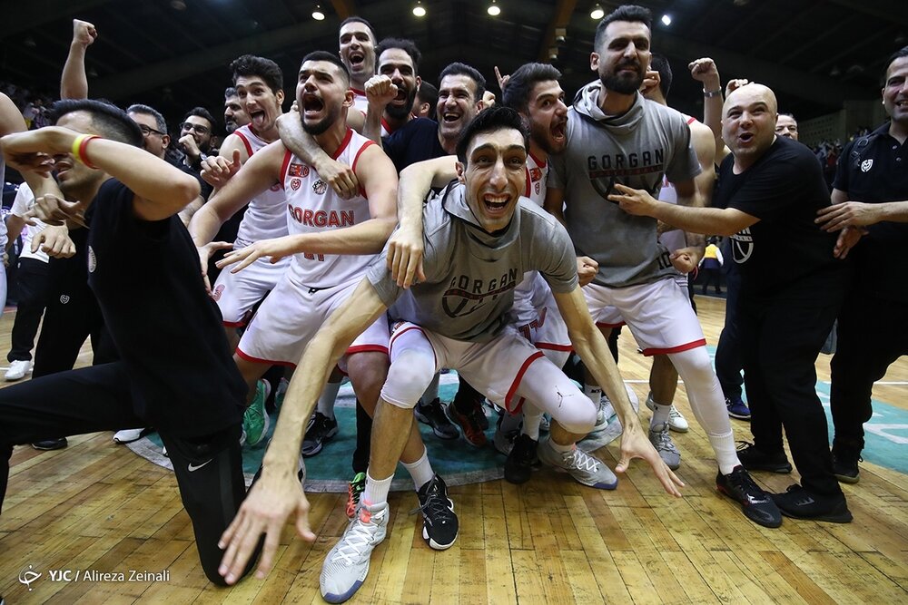 جشن قهرمانی شهرداری گرگان در لیگبرتر بسکتبال/عکس