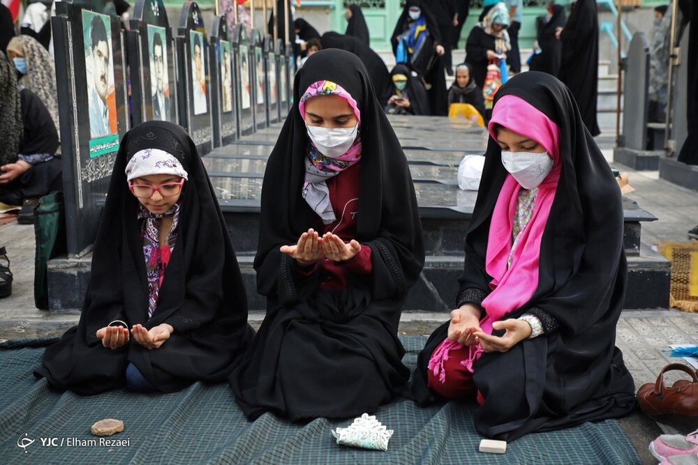 اقامه نماز عید سعید فطر - تهران