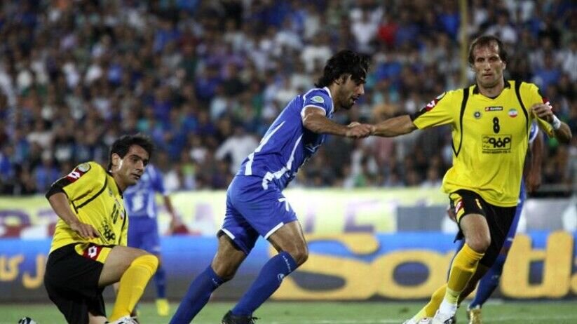 فرهاد مجیدی و عادت به خاطرهسازی مقابل سپاهان/عکس