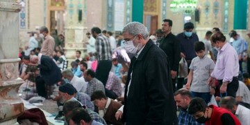 فرمانده نیروی قدس سپاه با لباس شخصی در مسجد جمکران + عکس
