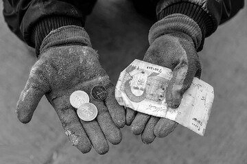 نماینده مجلس : دولت به گرانی ها دامن می زند/ ضد انقلاب همه جا نفوذ کرده و هدفش ناراضی‌کردن مردم است 