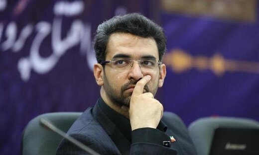 آذری جهرمی درباره استارلینک: اگر به مردم ایران علاقه‌مندند، «فناتحریم» را متوقف کنند