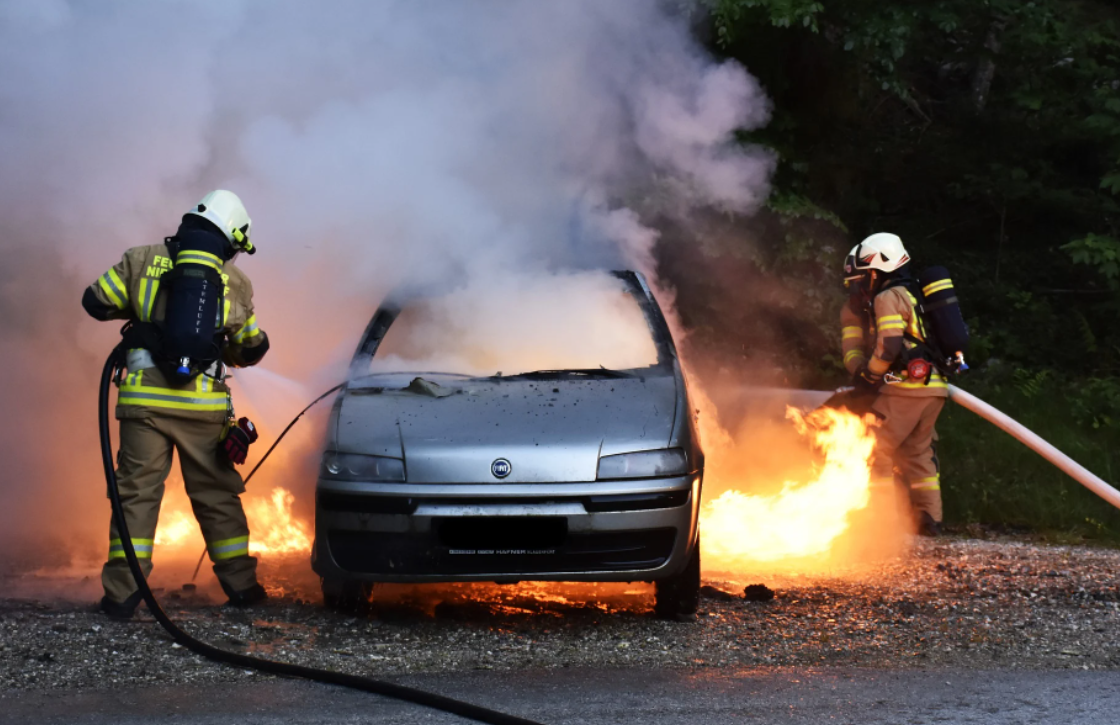 آتش سوزی خودرو تحت پوشش اصلی بیمه بدنه است