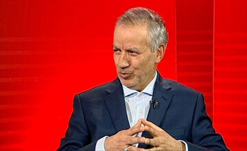 واکنش مدیرمسئول روزنامه «اطلاعات» به توییت مهاجرانی درباره رهبر انقلاب واکنش مدیرمسئول روزنامه «اطلاعات» به توییت مهاجرانی درباره رهبر انقلاب