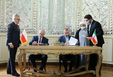Iran, Poland sign document on cultural cooperation