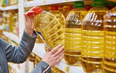 بیش از ۳۲ هزار تن روغن خام وارداتی از بندر شهید رجایی بندرعباس ترخیص شد
