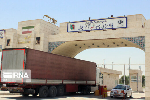 Iran exports 2m tons of goods to Iraq via Mehran intl' border