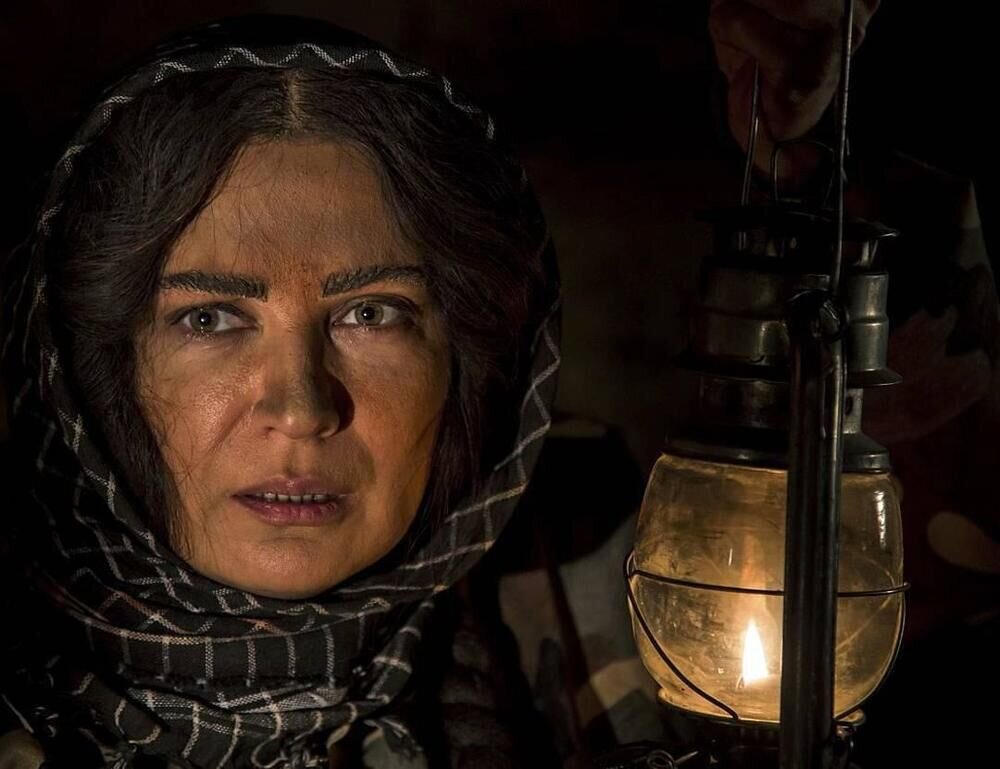 سه فیلم با بازی مهتاب کرامتی، لعیا زنگنه و بهاره کیانافشار، پروانه نمایش گرفتند / عکس 2