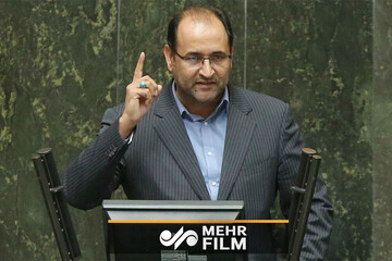 نماینده مجلس : رهبری از کیفیت و قیمت خودروها انتقاد کردند،اما آیا کسی حریف مافیای خودرو شد؟ / با بد و بیراه و نفرین مردم مواجه هستیم نماینده مجلس : رهبری از کیفیت و قیمت خودروها انتقاد کردند،اما آیا کسی حریف مافیای خودرو شد؟ / با بد و بیراه و نفرین مردم مواجه هستیم