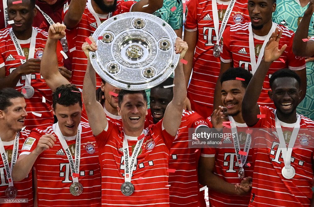 جشن قهرمانی باشکوه بایرنمونیخ در آلیانس/عکس