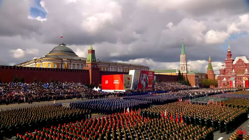 پوتین در روز پیروزی مدعی شد در خاک خود می‌جنگند