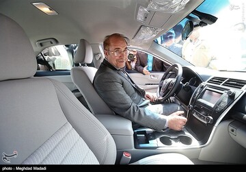 انتقاد تند قالیباف از یک اقدام «غیرمنطقی و عبث» خودروسازان داخلی/ توضیح درباره وضعیت طرح رتبهبندی معلمان انتقاد تند قالیباف از یک اقدام «غیرمنطقی و عبث» خودروسازان داخلی/ توضیح درباره وضعیت طرح رتبهبندی معلمان