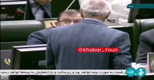 شیطنت عجیب الیاس نادران در مجلس: مگه برا دوربین حرف میزنی؟!