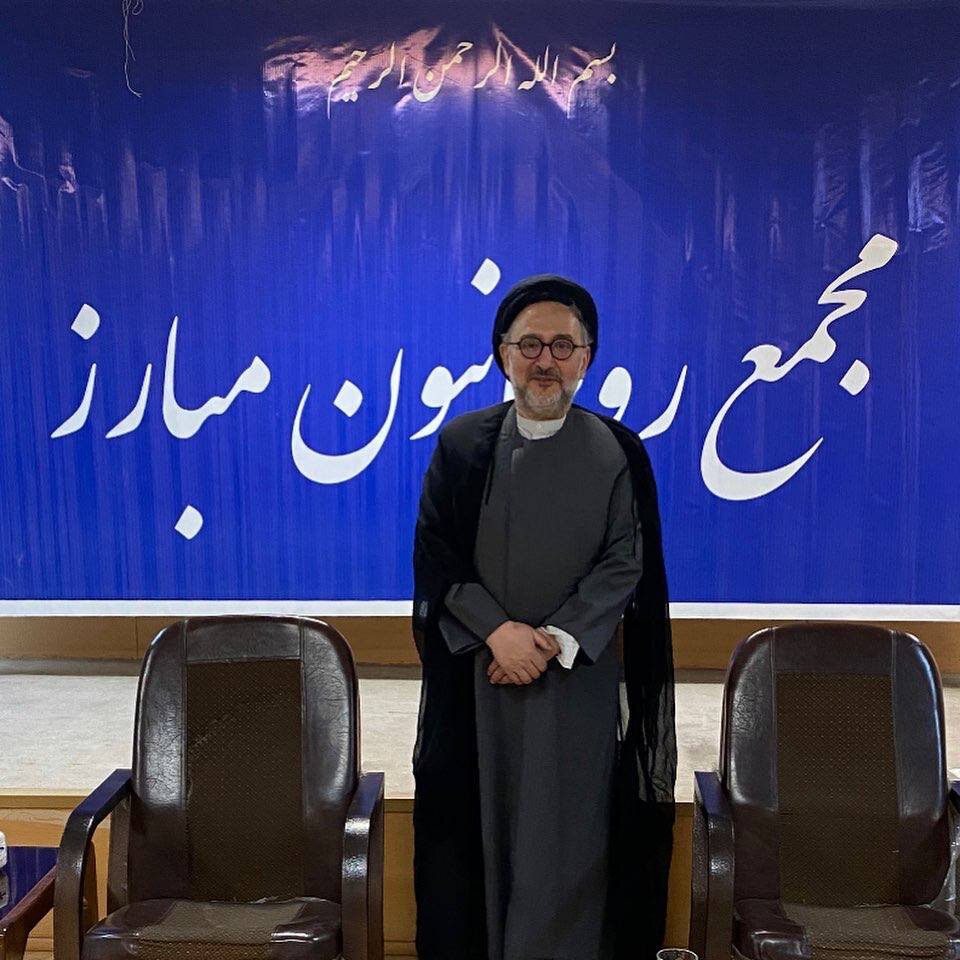 5694131 - گزارش ابطحی از اولین جلسه مجمع روحانیون پس از دو سال/ حضور موسوی خوئینی ها و خاتمی / امان از مشهد .. + عکس ها