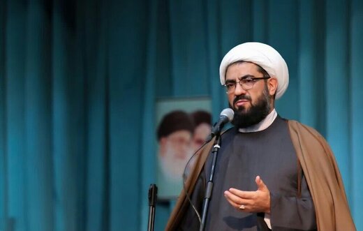 انتقاد امام جمعه همدان از «آزادسازی واردات خودرو» / چه منافعی برای عموم مردم دارد؟ / تیم اقتصادی دولت باید در معیشت مردم و ارز قویتر عمل کند