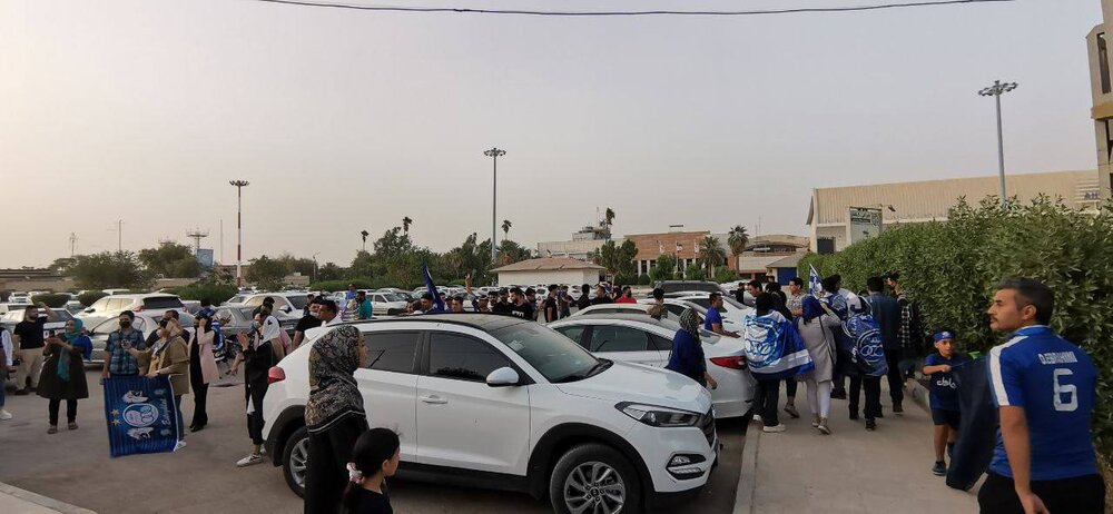استقبال از استقلال در فرودگاه اهواز/عکس