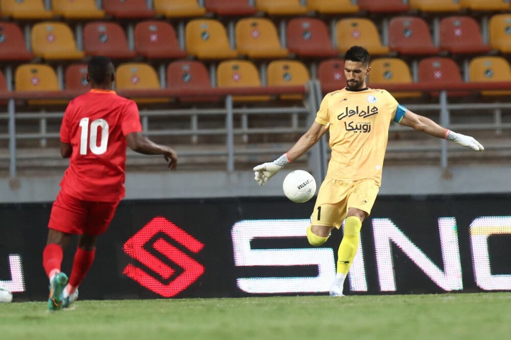 تیم منتخب فصل در تسخیر استقلالیها