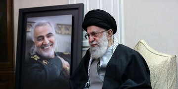 قرائت خطبه عقد توسط رهبر انقلاب برای فرزندان دو شهید با حضور سردار سلیمانی