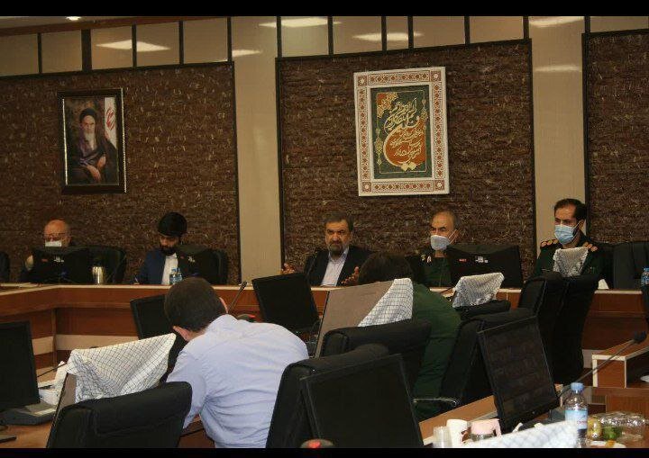 دفاع تمام قد محسن رضایی از دولت رئیسی در جمع سپاهیان / مگر میخواهیم باهم بجنگیم؟