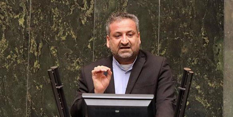 نماینده مجلس: مقصر اول وضعیت ارز «مجلس» است/ امروز مدیریت «شناور در حال پرواز» هستیم/ اوضاع از این هم بدتر خواهد شد و ارزش پول ملی سقوط خواهد کرد