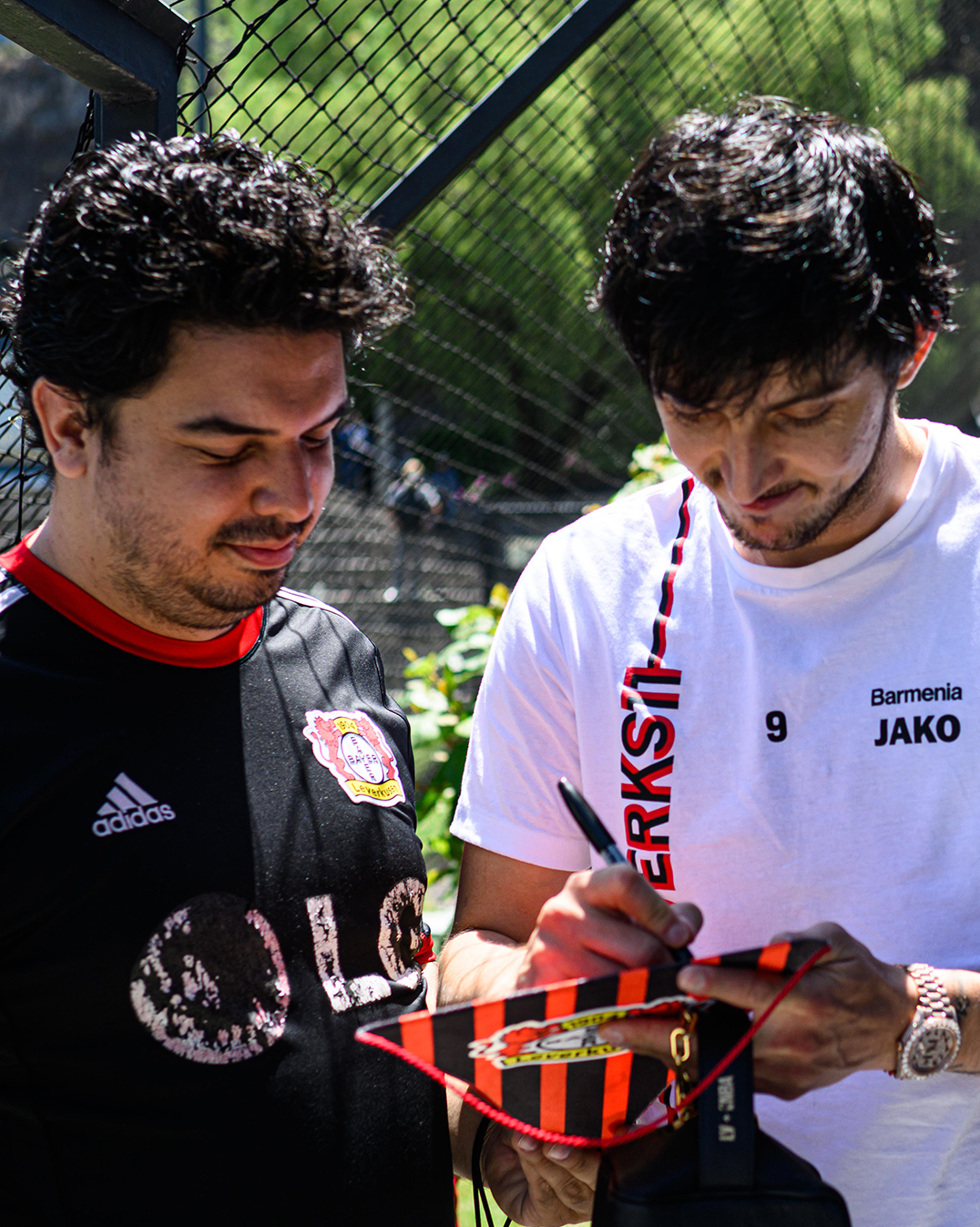 امضای آزمون به هوادار مکزیکی/عکس