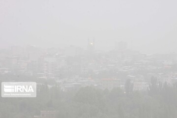 پدیده گرد و غبار و ریزگردها در آسمان بروجرد