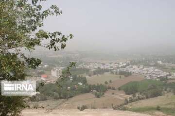 پدیده گرد و غبار و ریزگردها در آسمان بروجرد