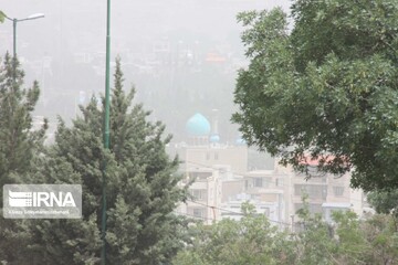 پدیده گرد و غبار و ریزگردها در آسمان بروجرد