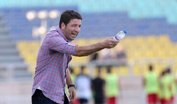 حمله بازیکن قدیمی پرسپولیس به پریرا و شیخ دیاباته حمله بازیکن قدیمی پرسپولیس به پریرا و شیخ دیاباته