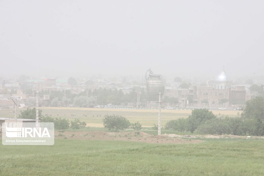 پیشبینی آینده ریزگردها؛ برخی از مناطق مسکونی شرق و جنوب غرب کشور تخلیه میشود