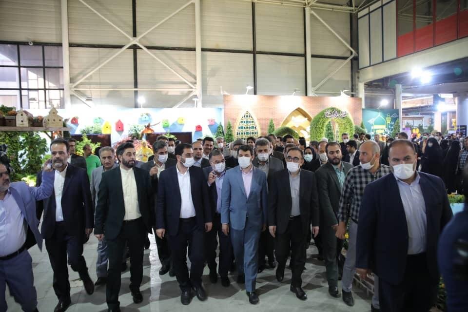 5697247 - افتتاح  نمایشگاه محصولات بانوان کارآفرین سراسر کشور با حضور وزیر کار در مشهد ، بدون حضور زنان + عکس ها
