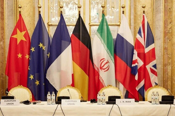 فرانسه: ایران از فرصت سفر بورل استفاده کند