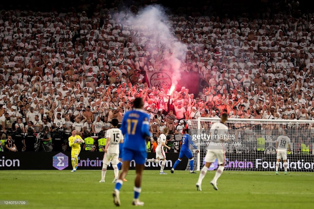 آینتراختفرانکفورت فاتح لیگ اروپا شد/عکس