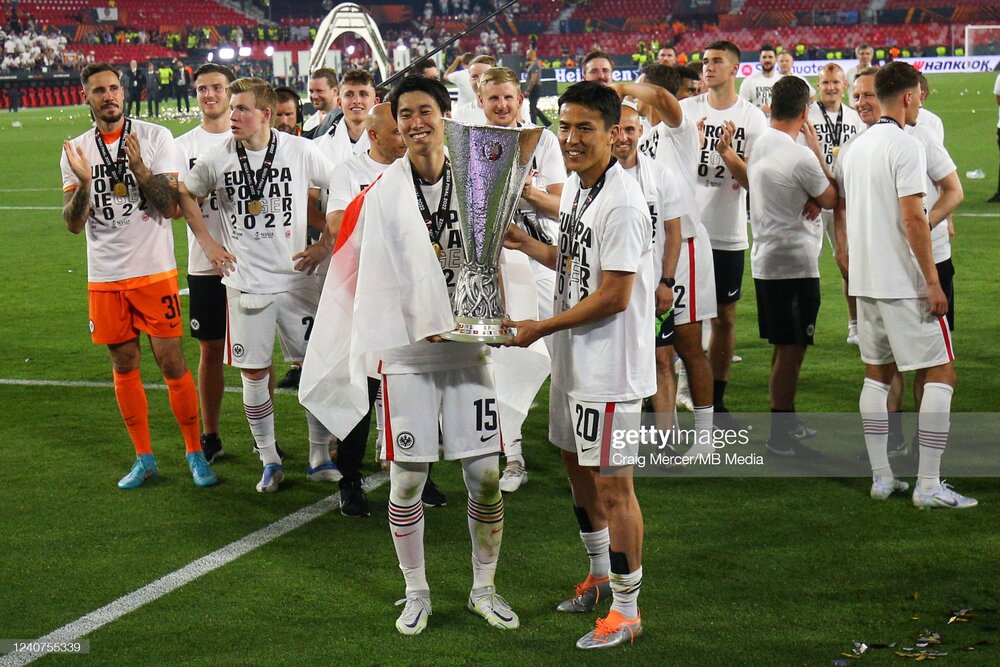 جشن قهرمانی آلمانیها در لیگ اروپا/عکس