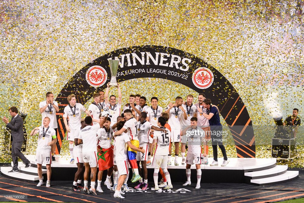 جشن قهرمانی آلمانیها در لیگ اروپا/عکس