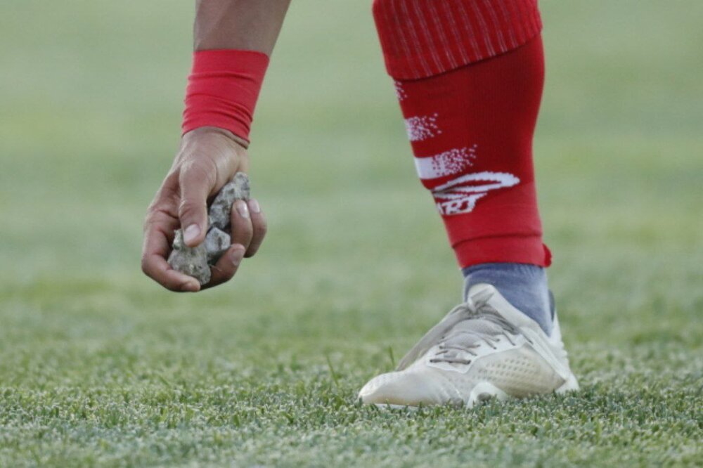 تصاویر باورنکردنی از اتفاقات بازی تراکتور و پرسپولیس