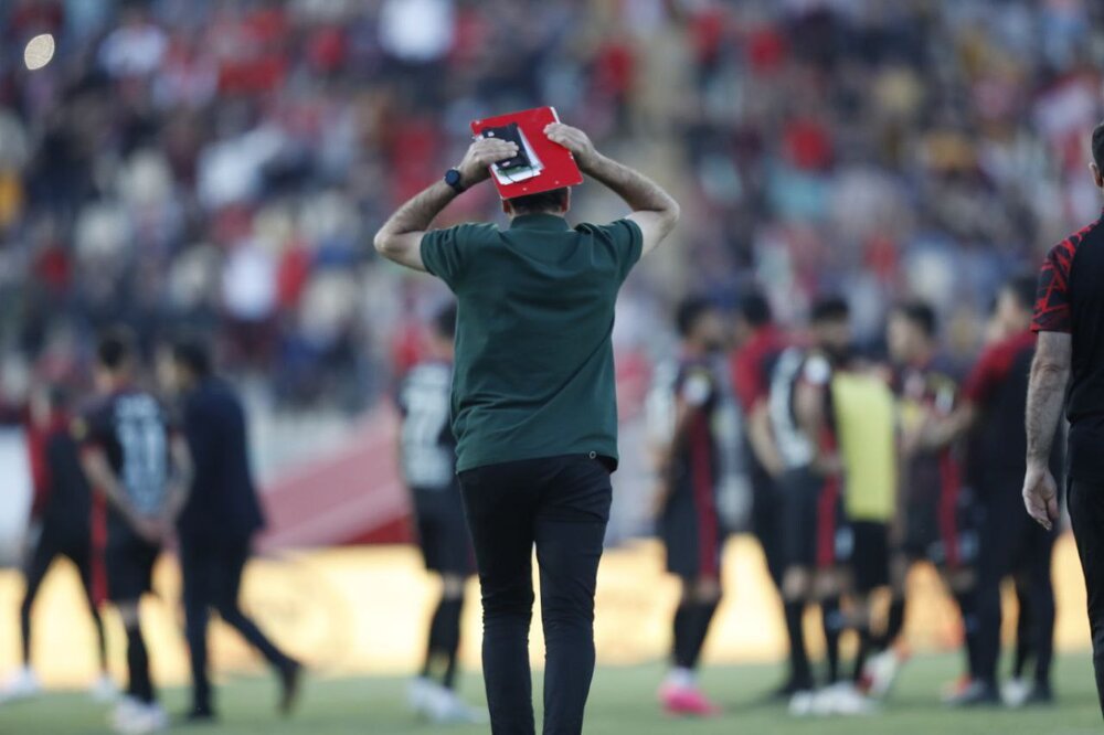 تصاویر باورنکردنی از اتفاقات بازی تراکتور و پرسپولیس