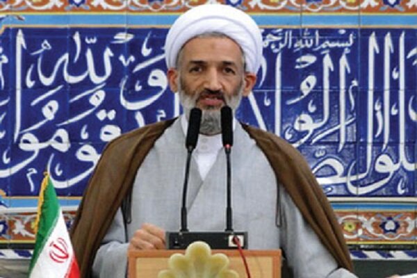 مخالفت ائمه جمعه به مذاکره ایران و آمریکا/ امام جمعه اهل سنت هشدار داد، پزشکیان تقدیر شد/ خداوند راه دور زدن تحریمها را برای انسان با تقوا باز میکند