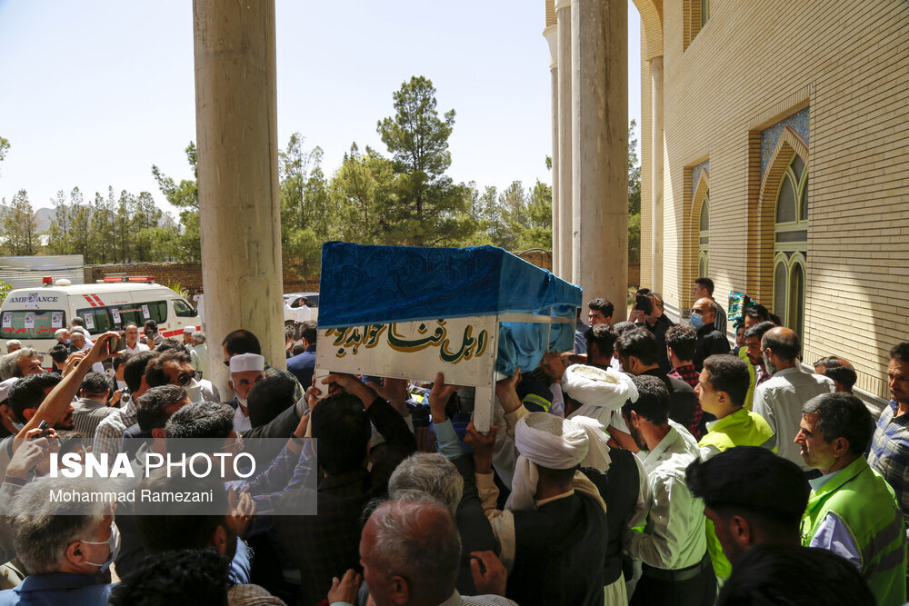 تشییع و خاکسپاری پیکر عثمان محمدپرست/ عکس