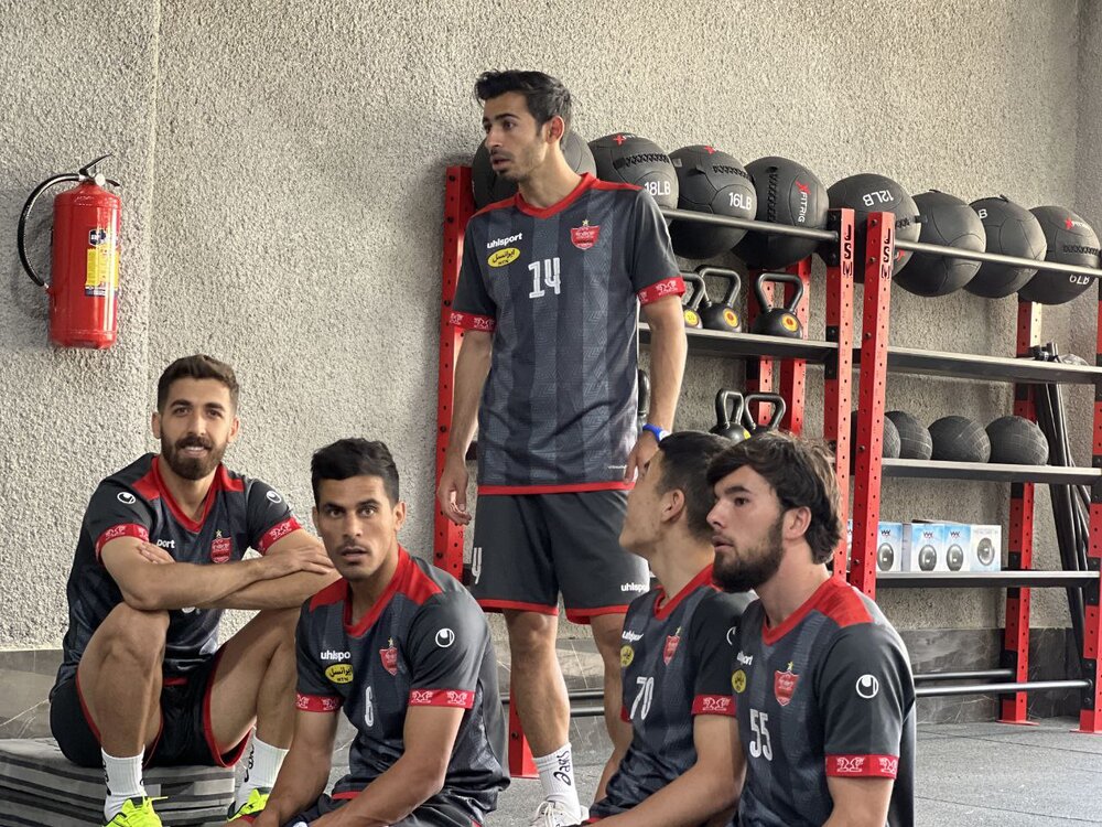 بازگشت کاپیتان سرخپوشان به تمرینات/عکس