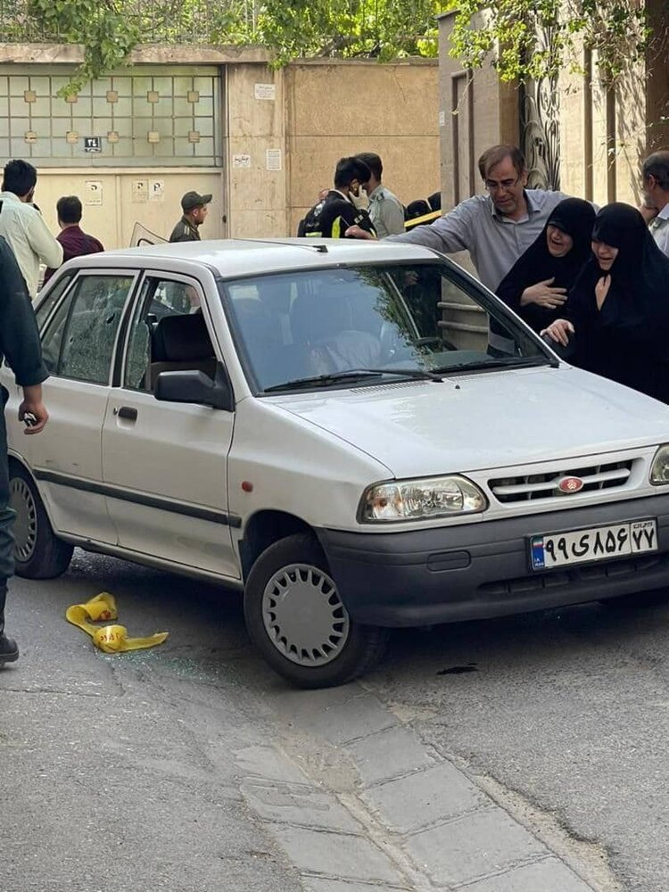 شلیک ۵ تیر در خیابان «مجاهدین اسلام» / ترور و شهادت یکی از مدافعان حرم در تهران + عکس ها