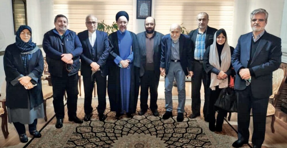 اعضای هیئت رئیسه جبهه اصلاحات ایران ابقا شدند
