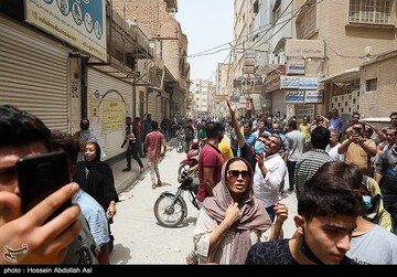 ریزش ساختمان ۱۰ طبقه متروپل در آبادان