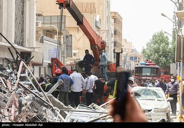 ریزش ساختمان ۱۰ طبقه متروپل در آبادان
