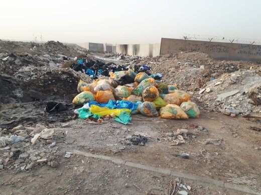 رها شدن زباله‌های عفونی یک بیمارستان‌ در کلانشهر اهوار
